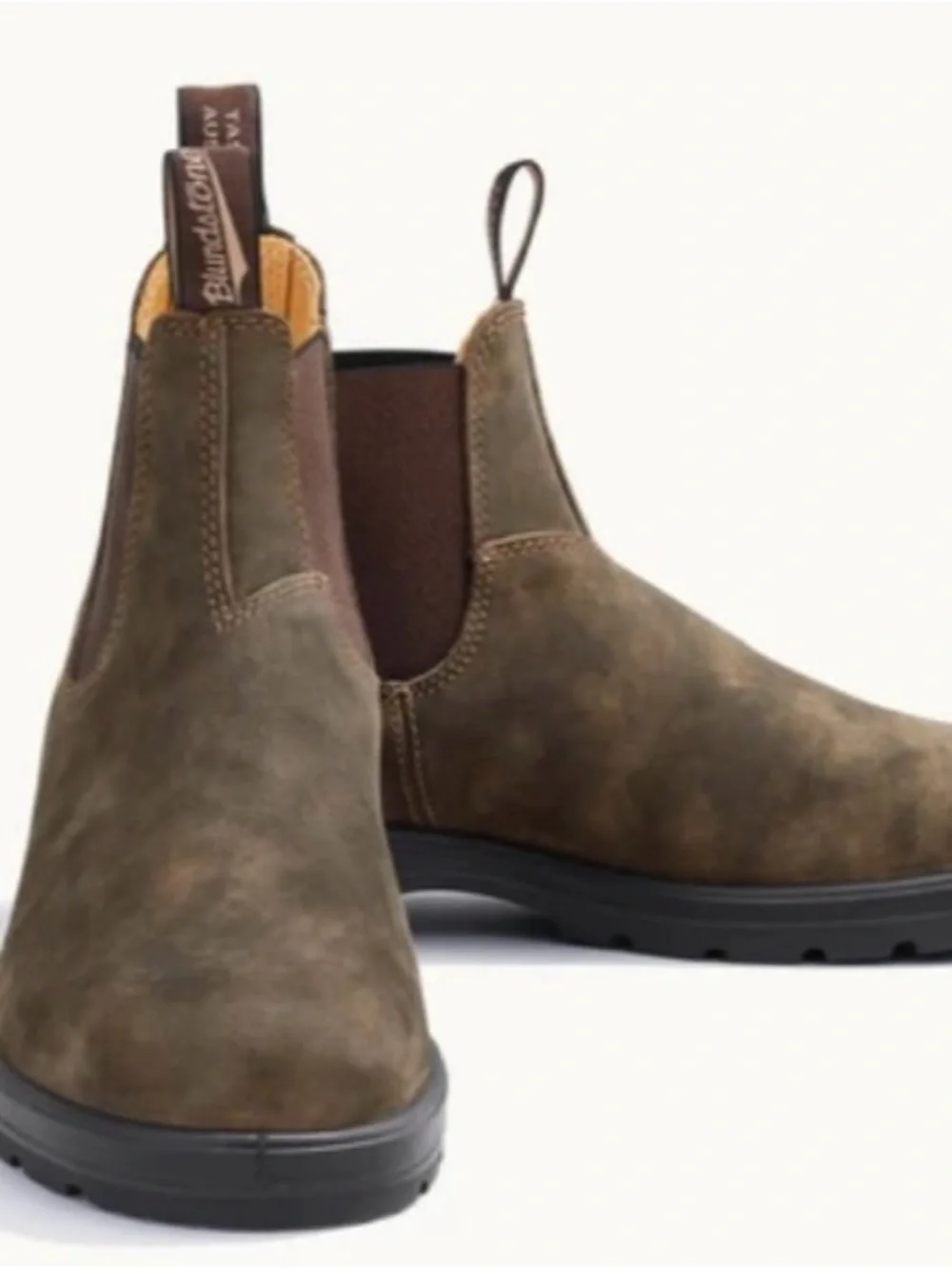 Blundstone Women’s Olive/Burgundy Chukka Pull-On Boots